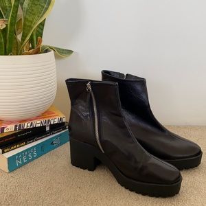 Stylish leather boots!